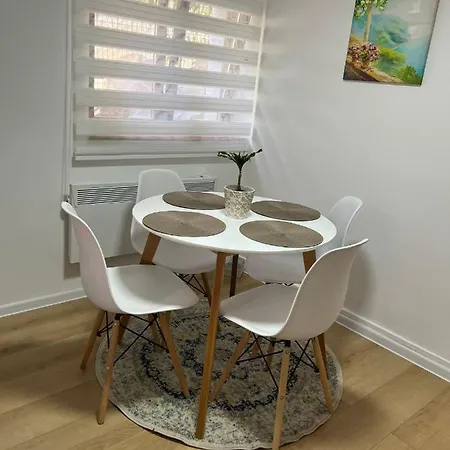 Lily דירה בלגרד